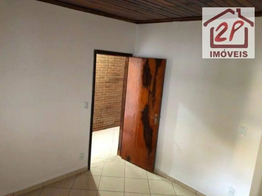 Foto 3 de Casa com 2 quartos à venda, 180m2 em Jardim Maria Amélia, Jacarei - SP