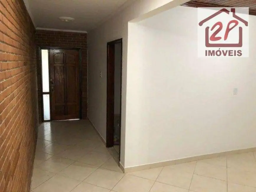 Foto 2 de Casa com 2 quartos à venda, 180m2 em Jardim Maria Amélia, Jacarei - SP