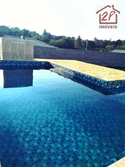 Chácara com 3 quartos à venda, 700m2 em Cacapava - SP - imagem 6 Foto 6 de Chácara com 3 quartos à venda, 700m2 em Cacapava - SP