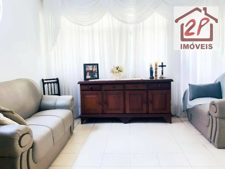 Casa com 4 quartos à venda, 207m2 em Sao Jose Dos Campos - SP - imagem 2 Foto 2 de Casa com 4 quartos à venda, 207m2 em Sao Jose Dos Campos - SP