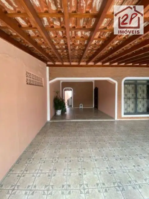 Foto 2 de Casa com 4 quartos à venda, 250m2 em Sao Jose Dos Campos - SP