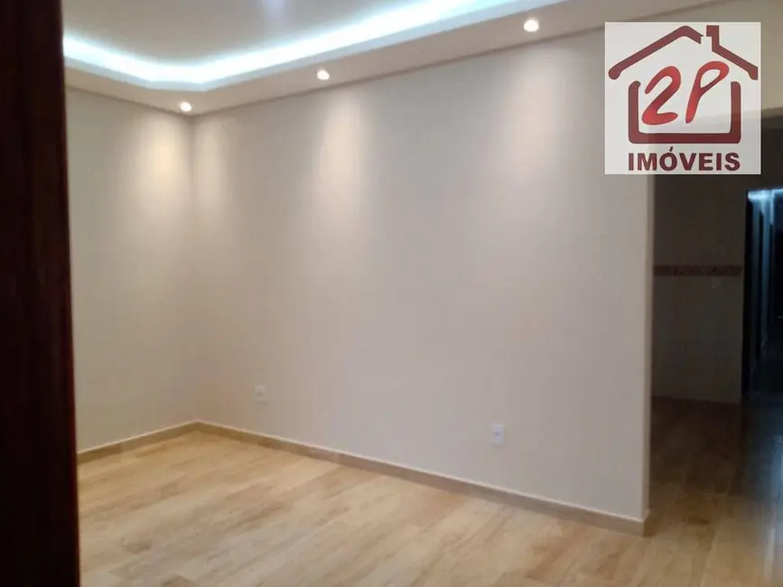 Foto 3 de Casa com 3 quartos à venda, 152m2 em Vila Santos, Cacapava - SP