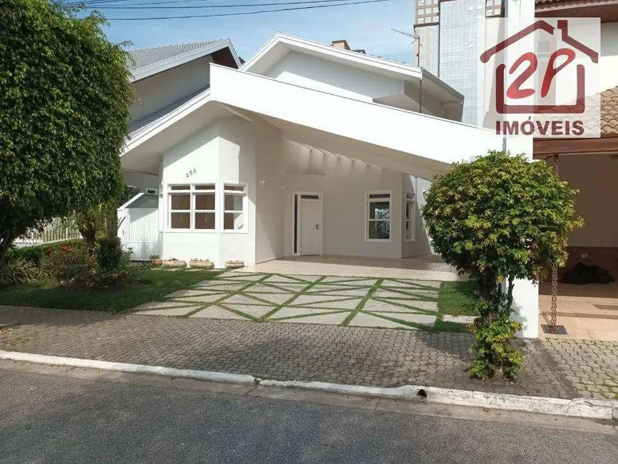 Foto 1 de Sobrado com 4 quartos para alugar, 360m2 em Sao Jose Dos Campos - SP