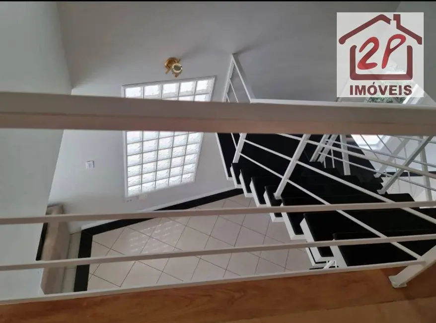 Foto 15 de Sobrado com 4 quartos para alugar, 360m2 em Sao Jose Dos Campos - SP