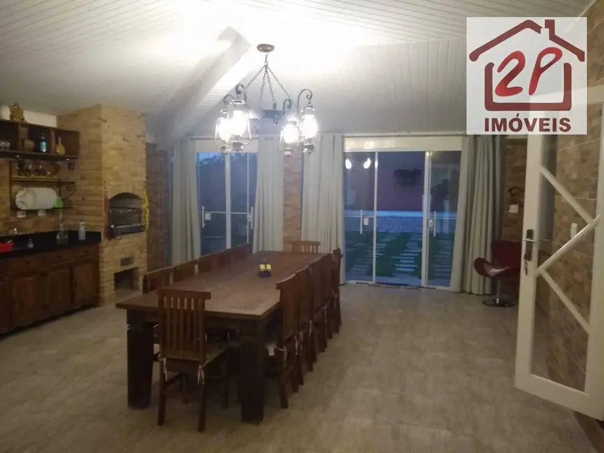 Sobrado com 4 quartos para alugar, 790m2 em Jardim Santa Maria, Jacarei - SP - imagem 7 Foto 7 de Sobrado com 4 quartos para alugar, 790m2 em Jardim Santa Maria, Jacarei - SP