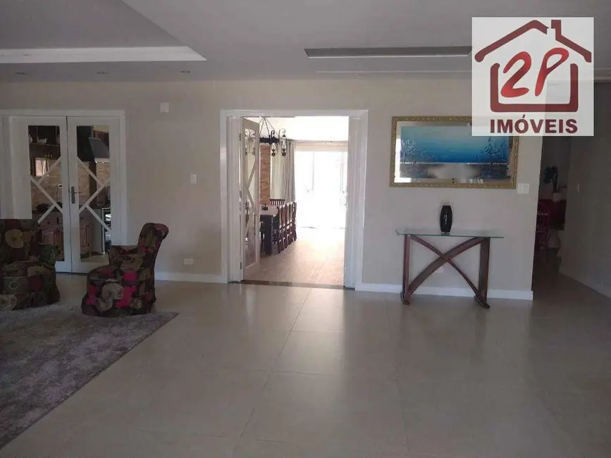 Sobrado com 4 quartos para alugar, 790m2 em Jardim Santa Maria, Jacarei - SP - imagem 3 Foto 3 de Sobrado com 4 quartos para alugar, 790m2 em Jardim Santa Maria, Jacarei - SP