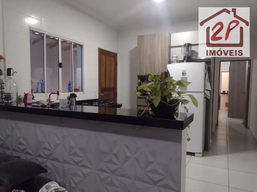Casa com 3 quartos à venda, 198m2 em Sao Jose Dos Campos - SP - imagem 3 Foto 3 de Casa com 3 quartos à venda, 198m2 em Sao Jose Dos Campos - SP