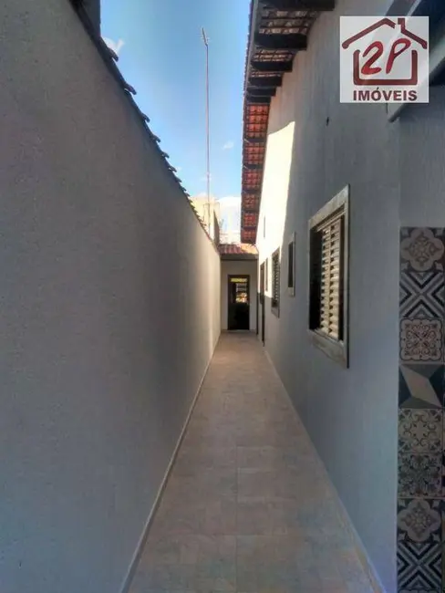 Foto 2 de Casa com 2 quartos à venda, 125m2 em Sao Jose Dos Campos - SP