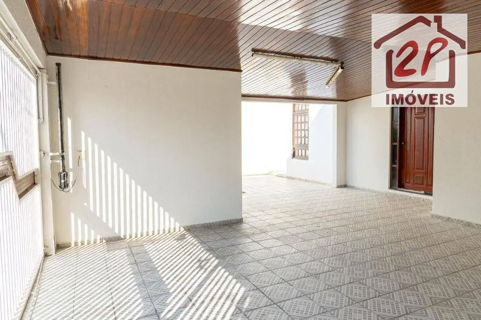 Foto 4 de Casa com 4 quartos à venda, 300m2 em Jardim Santa Maria, Jacarei - SP