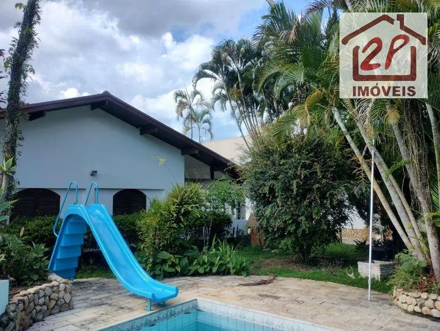 Casa com 4 quartos para alugar, 900m2 em Sao Jose Dos Campos - SP - imagem 8 Foto 8 de Casa com 4 quartos para alugar, 900m2 em Sao Jose Dos Campos - SP