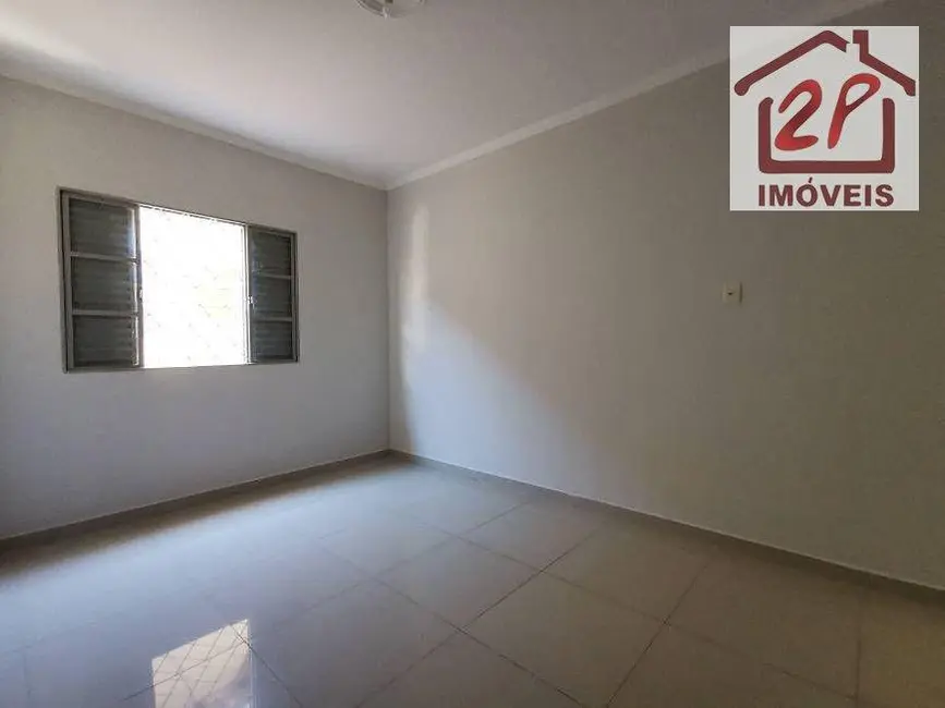 Foto 2 de Casa com 4 quartos à venda, 250m2 em Sao Jose Dos Campos - SP