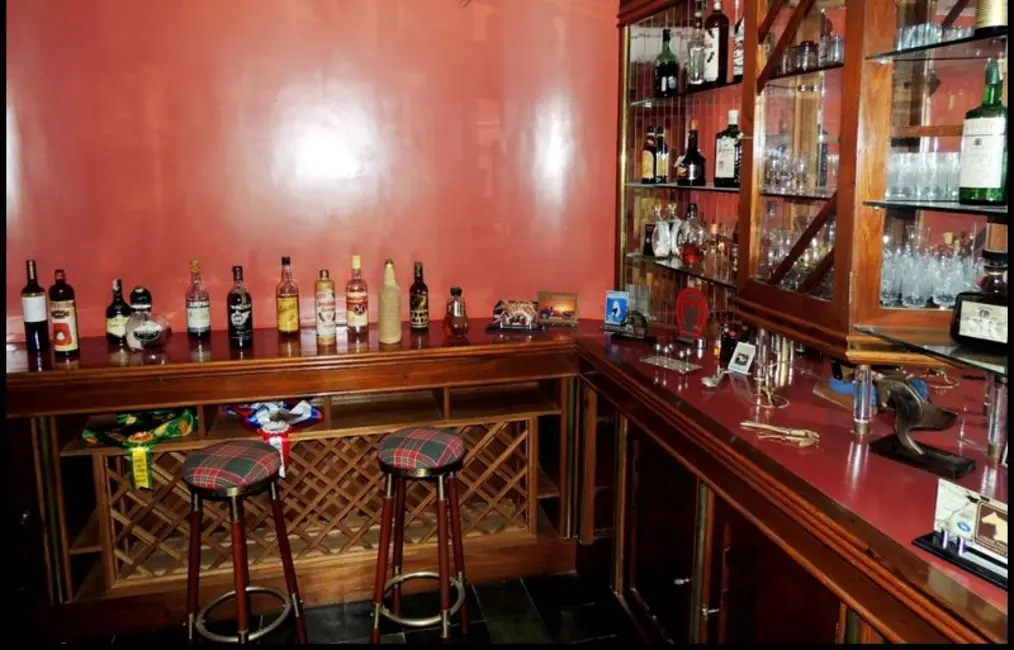 Casa de Condomínio com 4 quartos à venda e para alugar, 3240m2 em Sao Jose Dos Campos - SP - imagem 5 Foto 5 de Casa de Condomínio com 4 quartos à venda e para alugar, 3240m2 em Sao Jose Dos Campos - SP