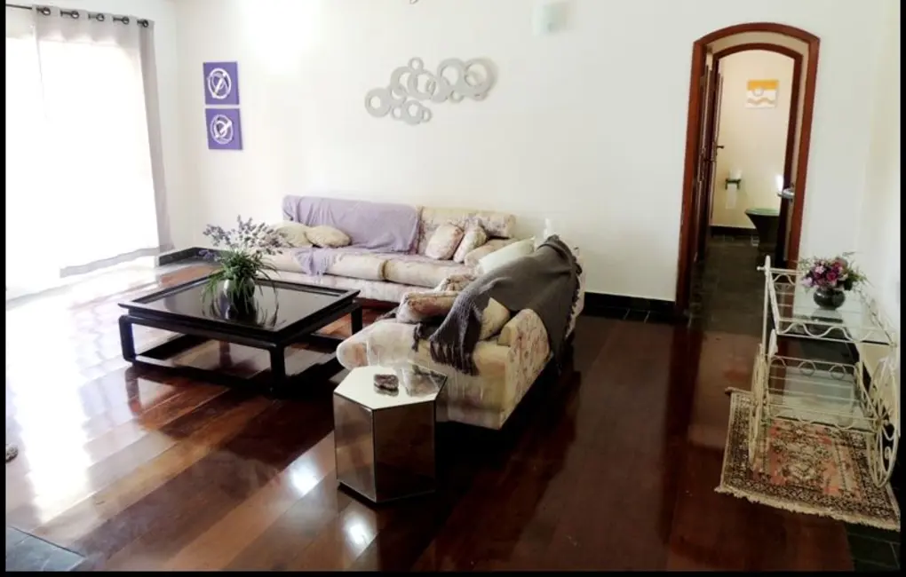 Casa de Condomínio com 4 quartos à venda e para alugar, 3240m2 em Sao Jose Dos Campos - SP - imagem 3 Foto 3 de Casa de Condomínio com 4 quartos à venda e para alugar, 3240m2 em Sao Jose Dos Campos - SP