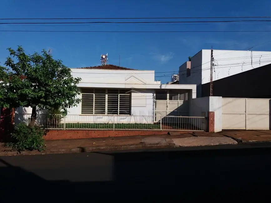 Foto 2 de Casa com 2 quartos à venda, 176m2 em Sertaozinho - SP