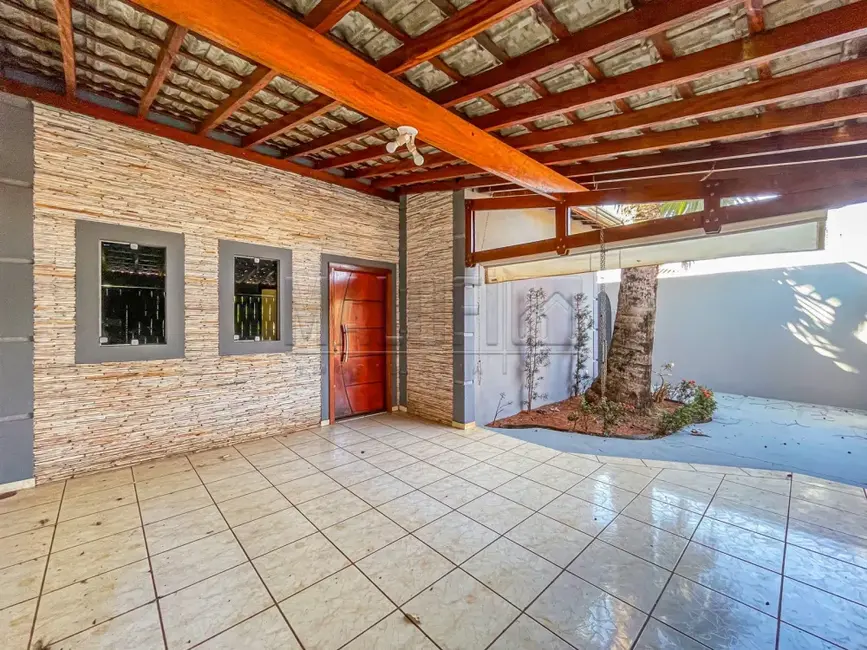 Foto 1 de Casa com 2 quartos à venda, 170m2 em Olimpia - SP