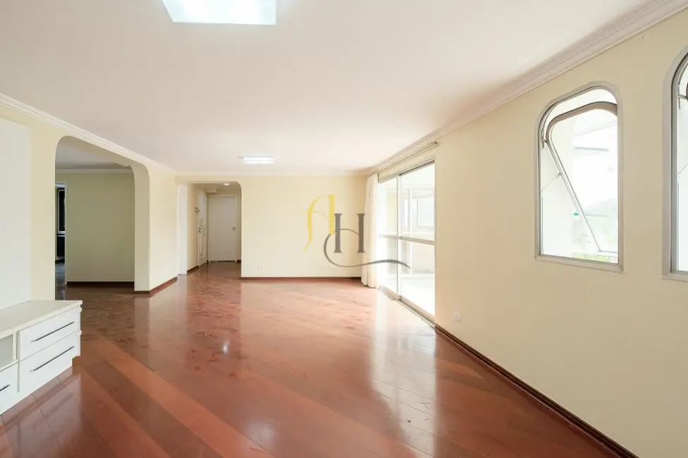 Apartamento com 3 quartos à venda, 215m2 em Campo Belo, São Paulo - SP - imagem 3 Foto 3 de Apartamento com 3 quartos à venda, 215m2 em Campo Belo, São Paulo - SP