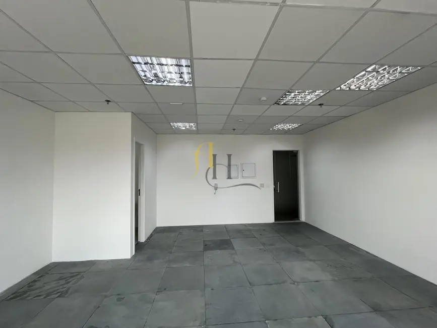 Sala Comercial para alugar, 48m2 em Água Branca, São Paulo - SP - imagem 4 Foto 4 de Sala Comercial para alugar, 48m2 em Água Branca, São Paulo - SP
