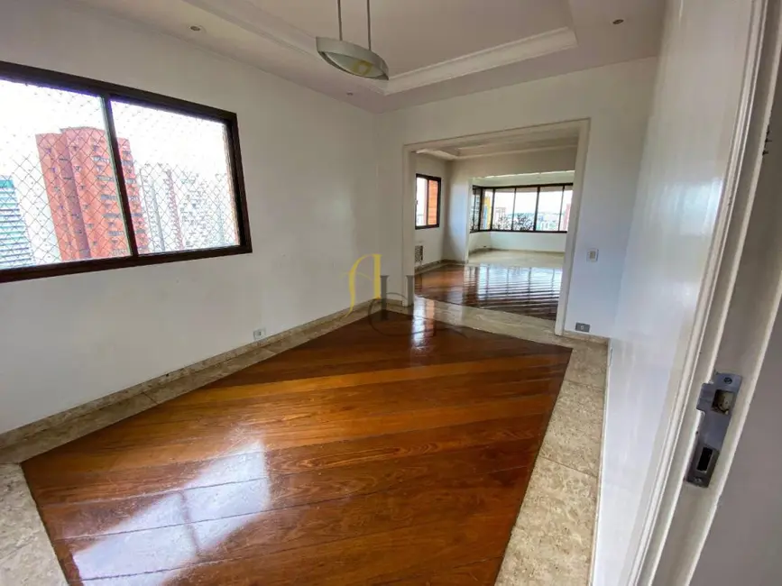 Foto 2 de Apartamento com 4 quartos à venda, 250m2 em Vila Suzana, São Paulo - SP