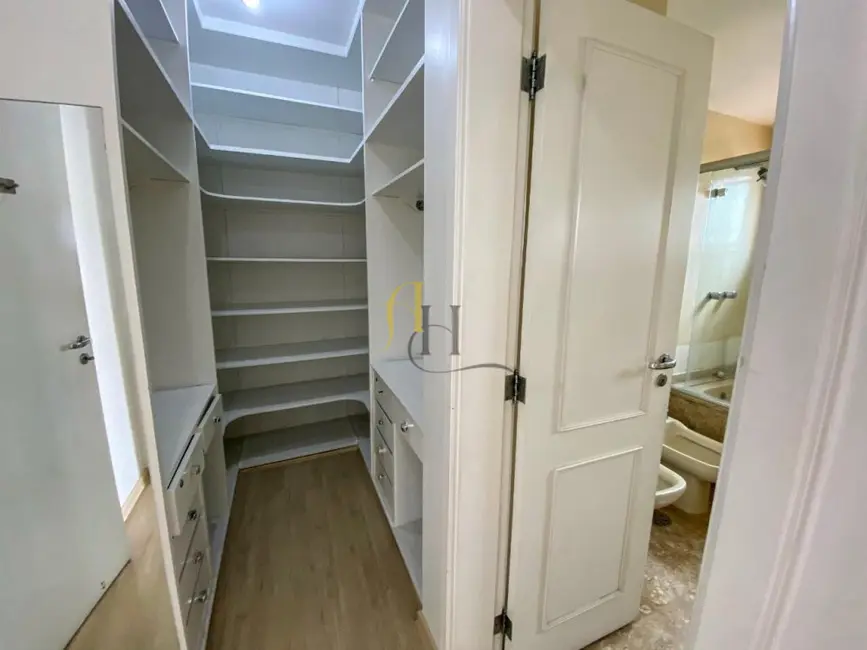 Foto 9 de Apartamento com 4 quartos à venda, 250m2 em Vila Suzana, São Paulo - SP