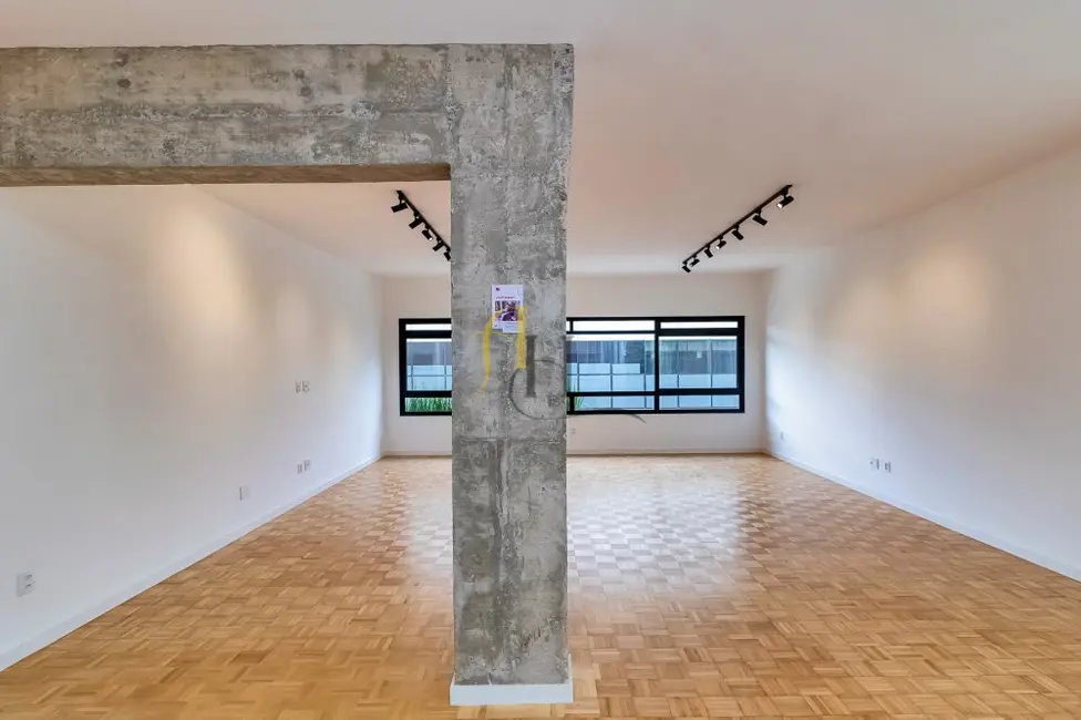 Apartamento com 3 quartos à venda, 220m2 em Cerqueira César, São Paulo - SP - imagem 5 Foto 5 de Apartamento com 3 quartos à venda, 220m2 em Cerqueira César, São Paulo - SP