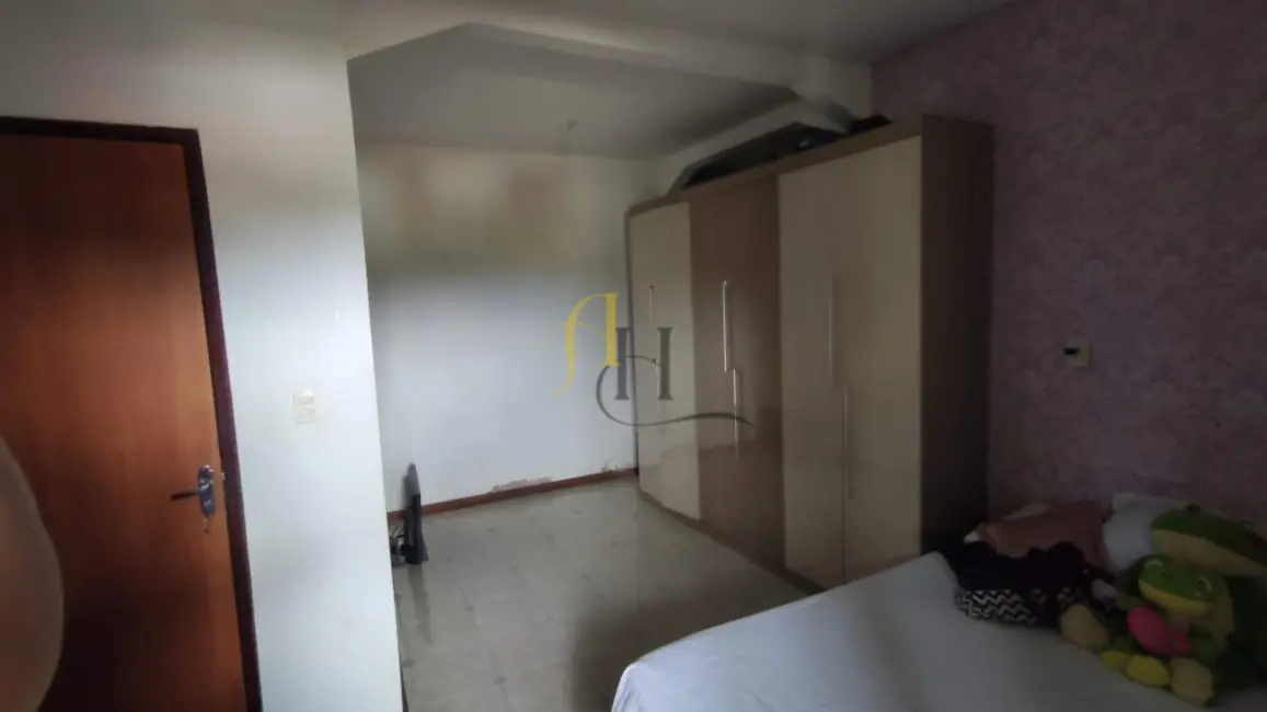 Foto 5 de Casa com 6 quartos à venda, 600m2 em Lauro De Freitas - BA
