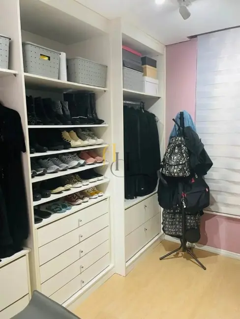 Apartamento com 3 quartos à venda, 80m2 em Cambuci, São Paulo - SP - imagem 5 Foto 5 de Apartamento com 3 quartos à venda, 80m2 em Cambuci, São Paulo - SP