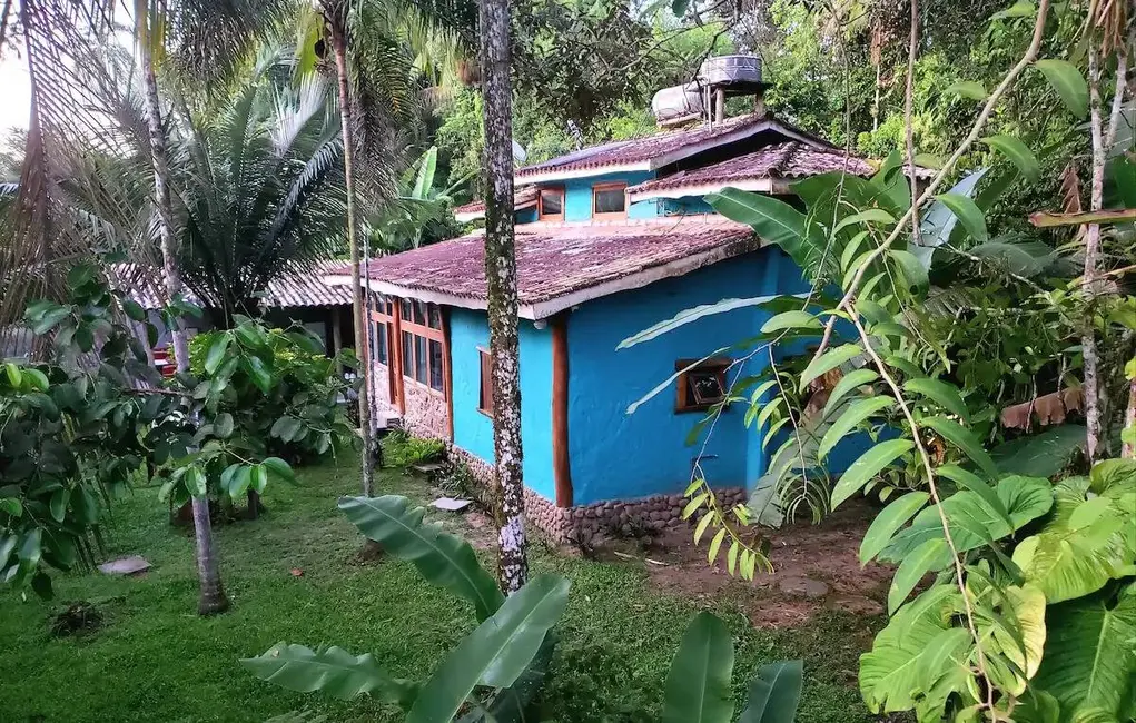 Foto 2 de Casa com 2 quartos para alugar, 210m2 em Ubatuba - SP
