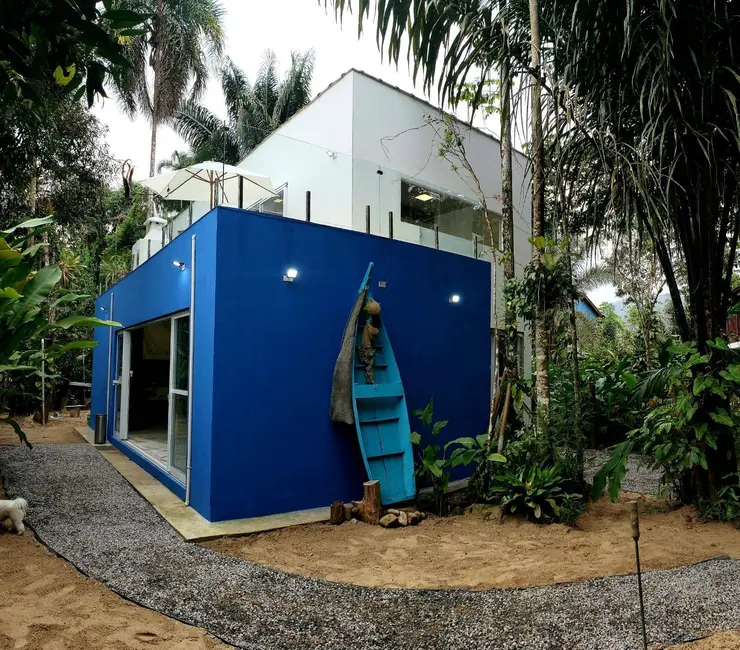 Foto 1 de Casa com 3 quartos à venda e para alugar, 177m2 em Ubatuba - SP