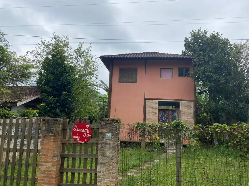 Foto 5 de Casa com 1 quarto à venda e para alugar, 81m2 em Ubatuba - SP