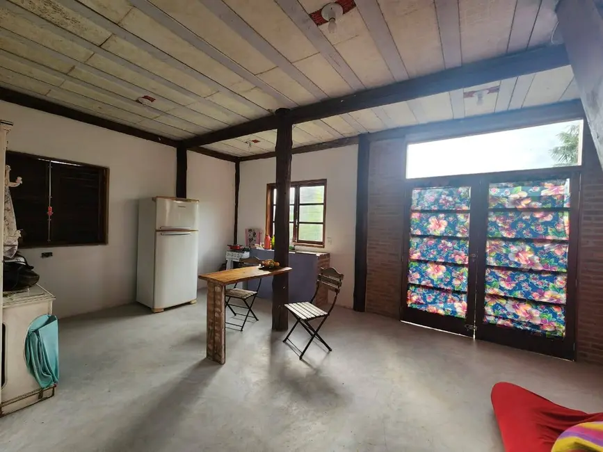 Foto 9 de Casa com 1 quarto à venda e para alugar, 81m2 em Ubatuba - SP