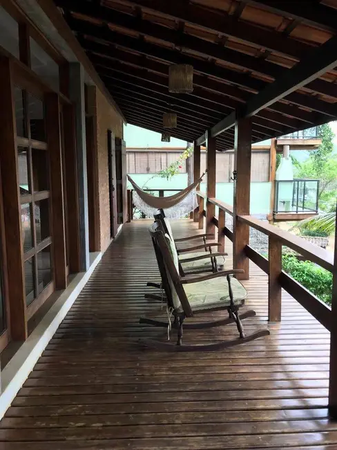 Foto 6 de Casa com 5 quartos à venda, 450m2 em Ubatuba - SP