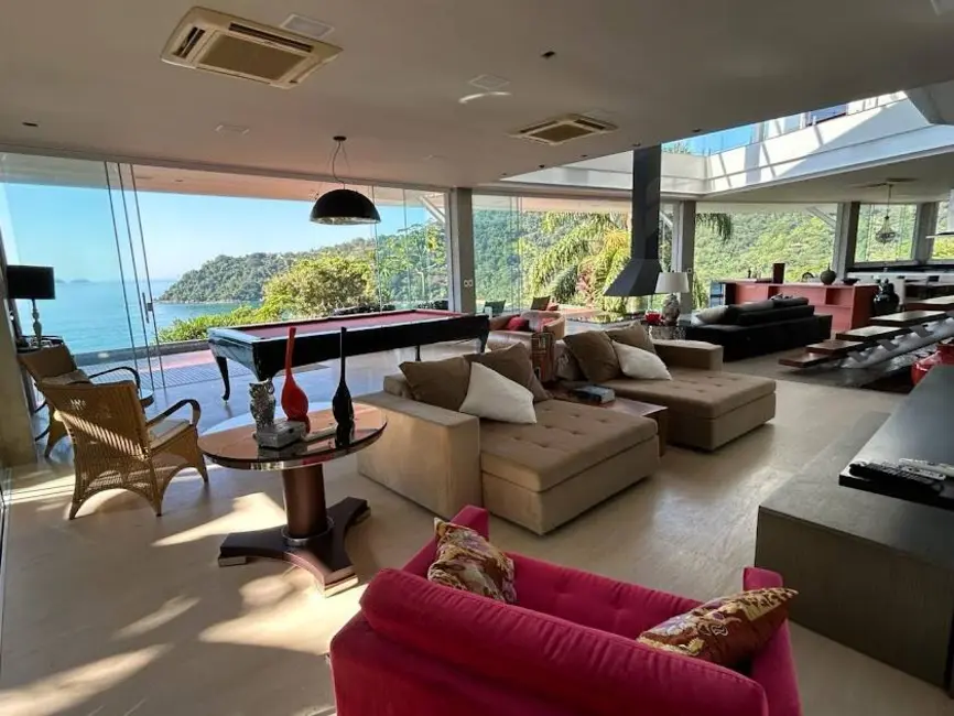 Foto 5 de Casa com 6 quartos à venda e para alugar, 1100m2 em Ubatuba - SP