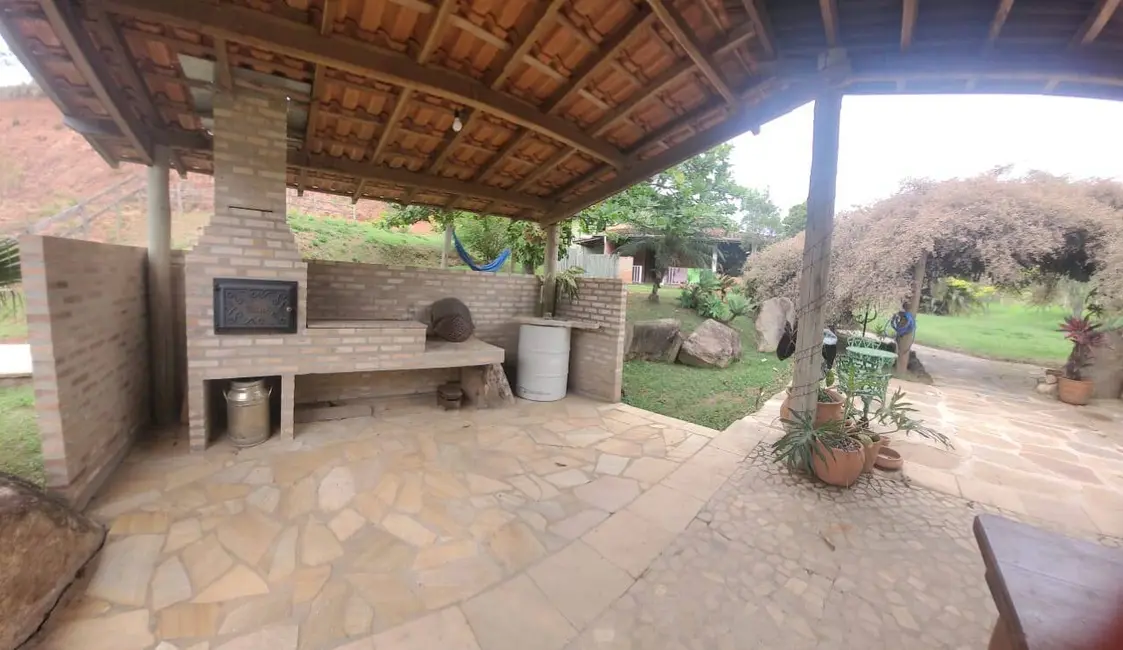 Foto 8 de Sítio / Rancho com 2 quartos à venda, 219m2 em Tremembe - SP