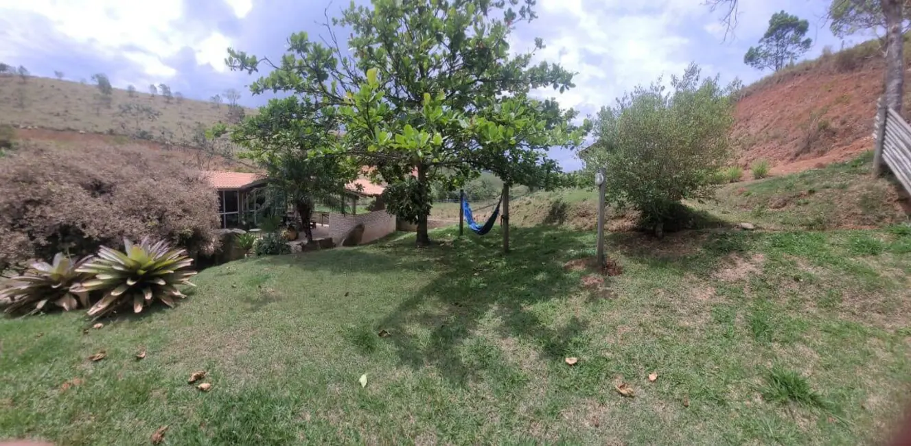 Foto 4 de Sítio / Rancho com 2 quartos à venda, 219m2 em Tremembe - SP
