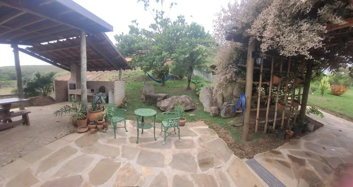 Foto 9 de Sítio / Rancho com 2 quartos à venda, 219m2 em Tremembe - SP