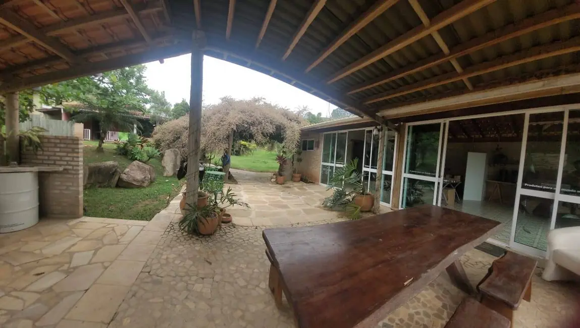 Foto 5 de Sítio / Rancho com 2 quartos à venda, 219m2 em Tremembe - SP