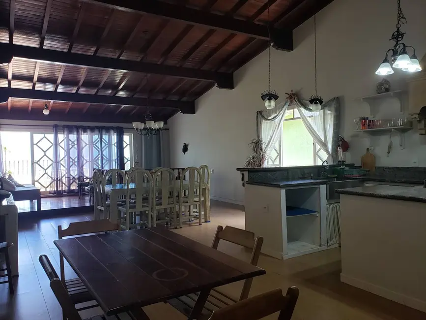 Foto 7 de Cobertura com 4 quartos à venda, 155m2 em Ubatuba - SP