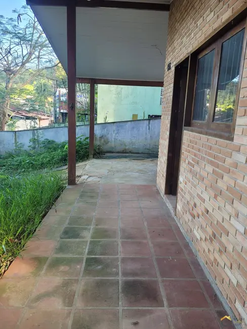 Foto 2 de Casa com 2 quartos à venda, 192m2 em Ubatuba - SP
