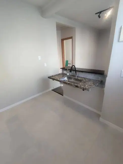 Foto 8 de Apartamento com 2 quartos à venda, 44m2 em Jardim Gurilândia, Taubate - SP