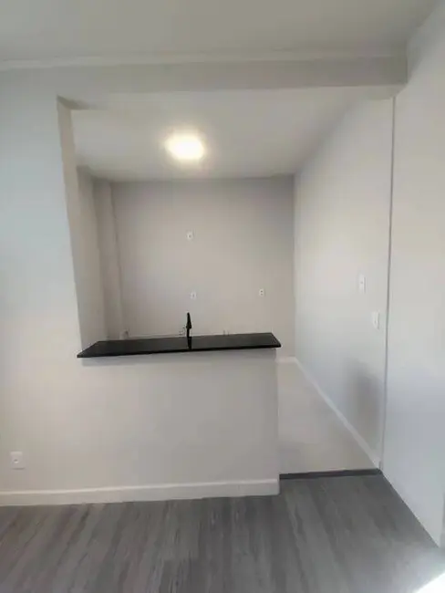 Foto 6 de Apartamento com 2 quartos à venda, 44m2 em Jardim Gurilândia, Taubate - SP