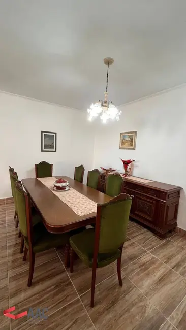 Apartamento com 3 quartos para alugar, 110m2 em Boqueirão, Santos - SP - imagem 6 Foto 6 de Apartamento com 3 quartos para alugar, 110m2 em Boqueirão, Santos - SP