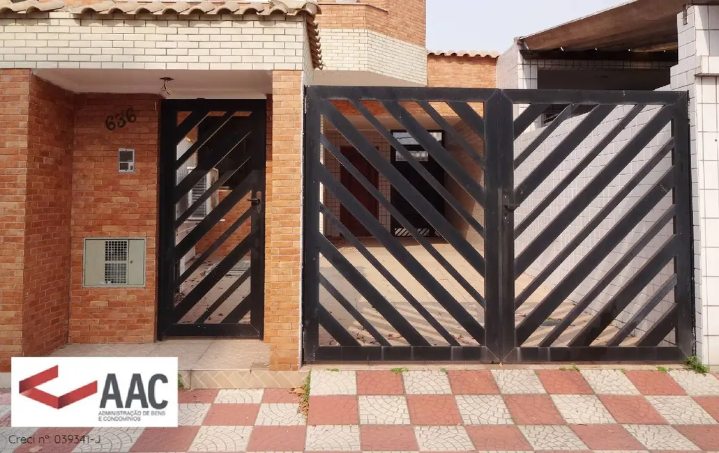 Foto 2 de Casa com 3 quartos para alugar, 169m2 em Embaré, Santos - SP