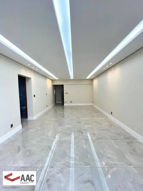 Apartamento com 3 quartos para alugar, 179m2 em Boqueirão, Santos - SP - imagem 6 Foto 6 de Apartamento com 3 quartos para alugar, 179m2 em Boqueirão, Santos - SP