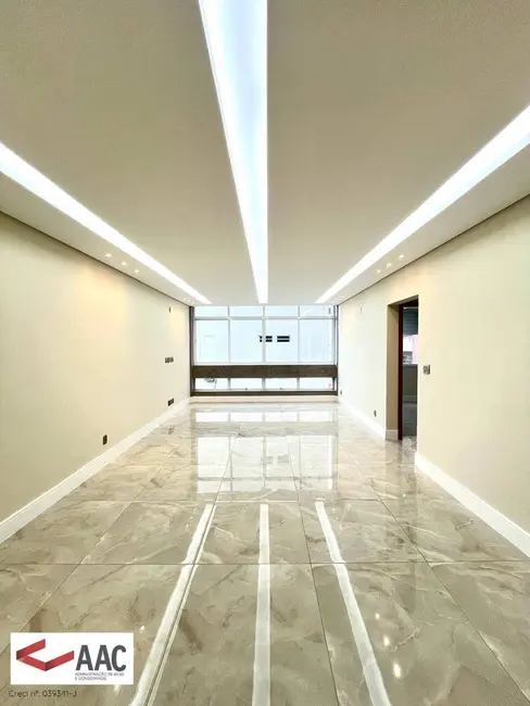 Apartamento com 3 quartos para alugar, 179m2 em Boqueirão, Santos - SP - imagem 5 Foto 5 de Apartamento com 3 quartos para alugar, 179m2 em Boqueirão, Santos - SP