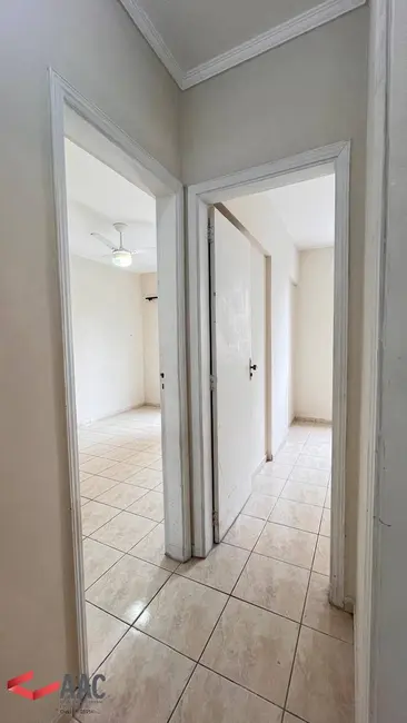 Foto 9 de Apartamento com 2 quartos para alugar, 80m2 em Marapé, Santos - SP