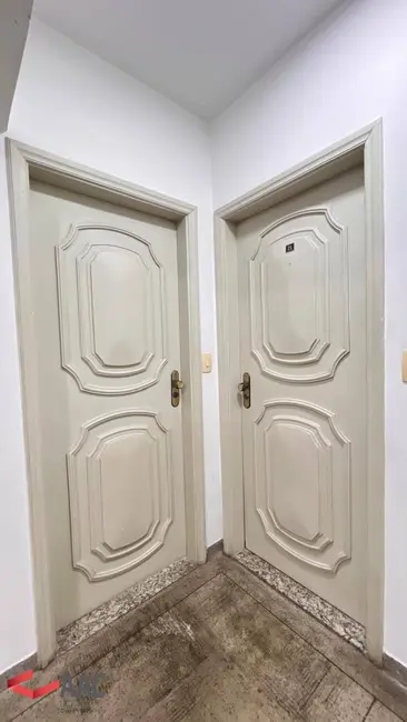 Foto 4 de Apartamento com 2 quartos para alugar, 80m2 em Marapé, Santos - SP