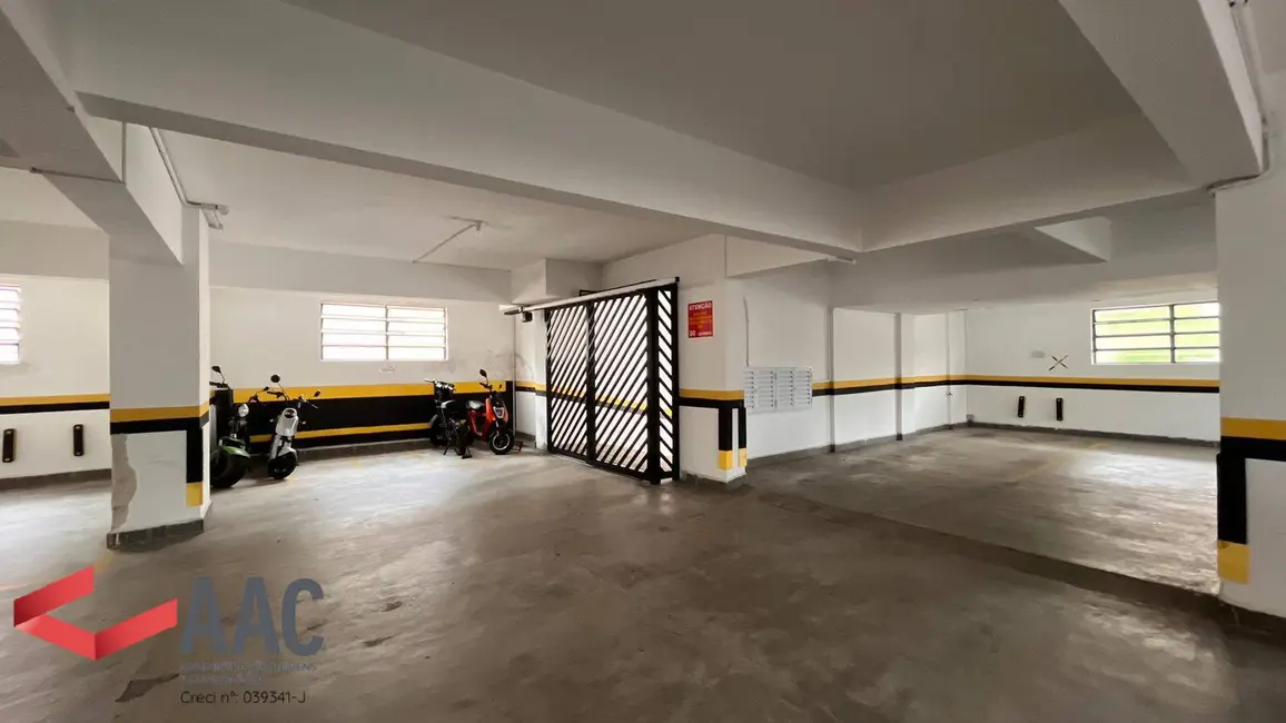 Foto 3 de Apartamento com 2 quartos para alugar, 80m2 em Marapé, Santos - SP