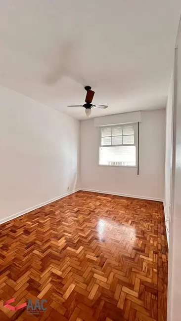 Foto 9 de Apartamento com 2 quartos para alugar, 85m2 em Gonzaga, Santos - SP