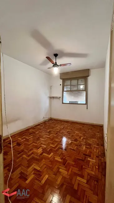 Foto 9 de Apartamento com 2 quartos para alugar, 85m2 em Gonzaga, Santos - SP