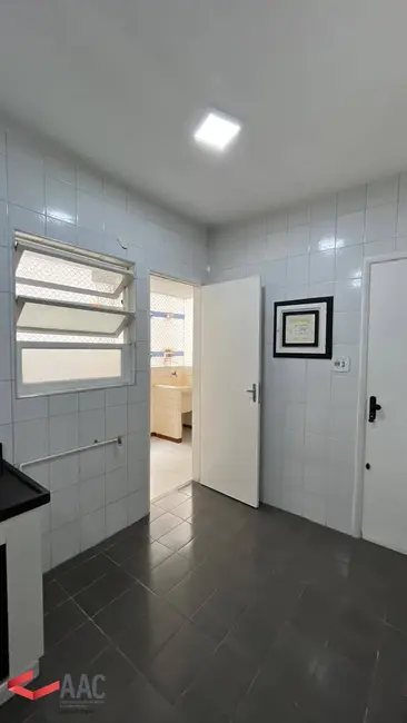 Foto 37 de Apartamento à venda, 151m2 em Gonzaga, Santos - SP